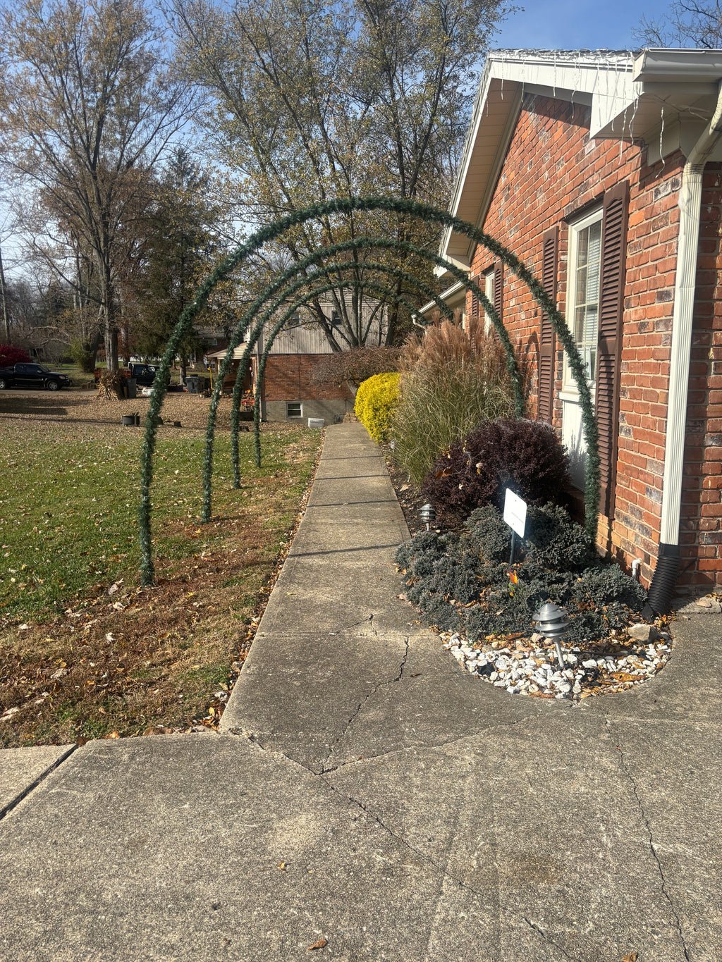 4 Christmas Walkway Arches (No Lights)